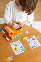 Foto van speelgoed Dessineo_sticker_studio_Jumbo_lifestyle_1110100010_LS 03.jpg